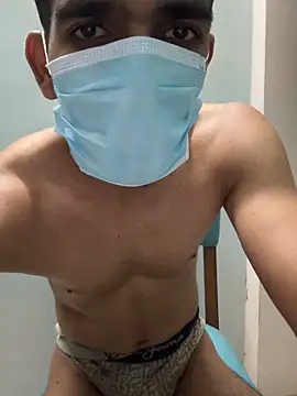 Živý XXX chat BadBoyTom78
