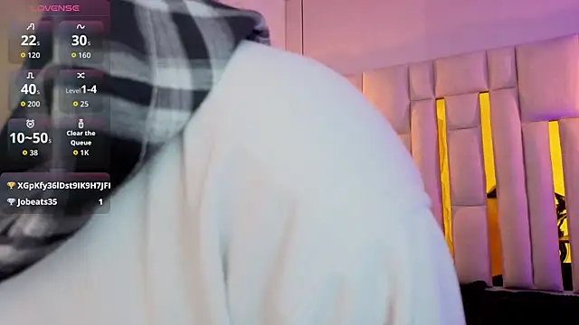 moon_winyn Live XXX chat