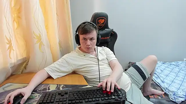 Вебкам-шоу iliaskrislove