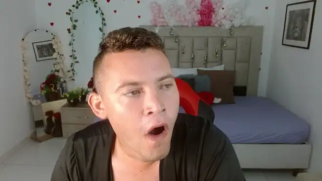 sven_fox723 Webcam Show