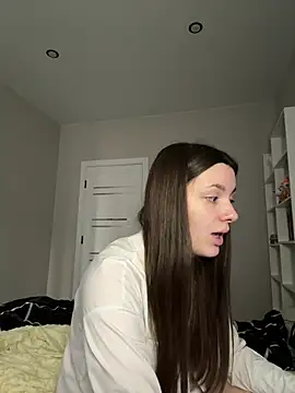Czat XXX na żywo – Emmy_Boobssss