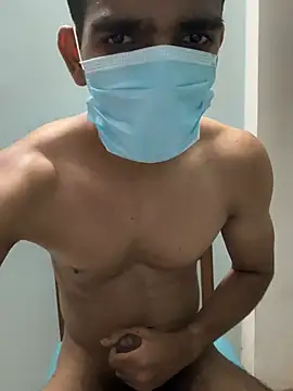 Chatroom XXX en direct de BadBoyTom78