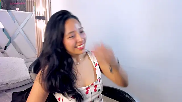 Chat XXX en directo de Valery_wang