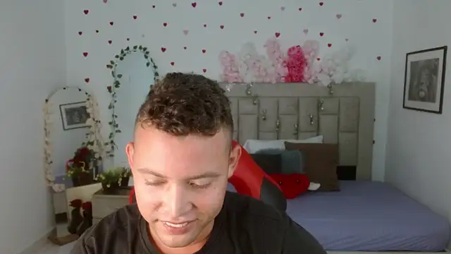 Show de webcam de sven_fox723