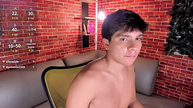 แชท XXX สดของ Thiago_Kozak