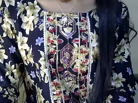 Chat +18 de Khushi_v ao vivo