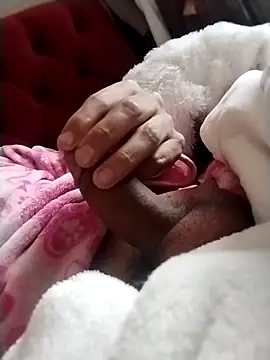 XxAlbertoxX69 webcam show