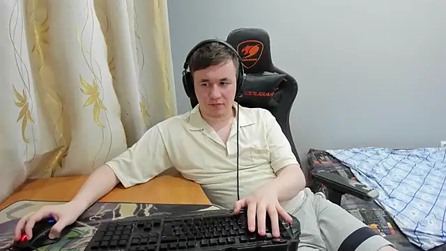 Show modela iliaskrislove na web-kameri