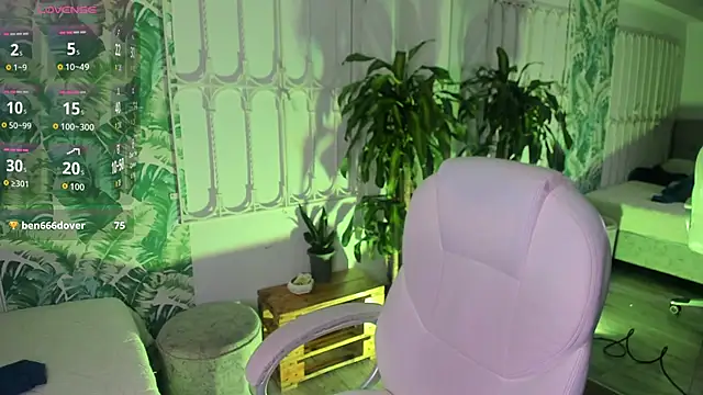 Živý XXX chat _sharlotte777