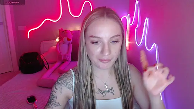 MirrraMisss' Webcam Show