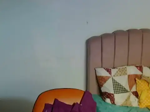 Juliana__lx: απευθείας συνομιλία ΧΧΧ