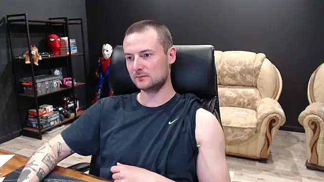MihasikD webcam show