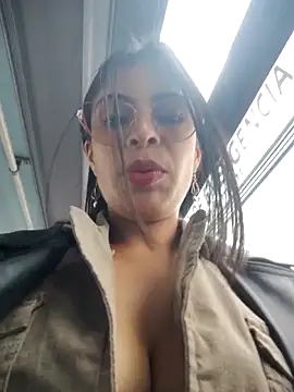 Astrid-- 라이브 XXX 채팅