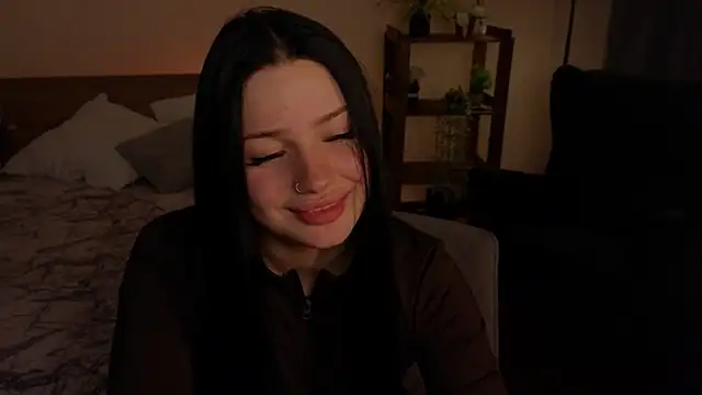 Pertunjukan Kamera Web LisaaLiss