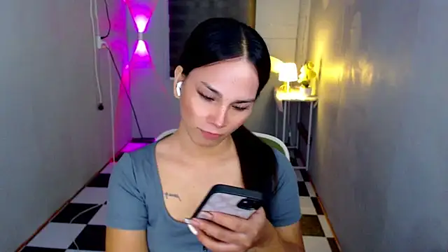 SanyaGirlx Obrolan Langsung XXX