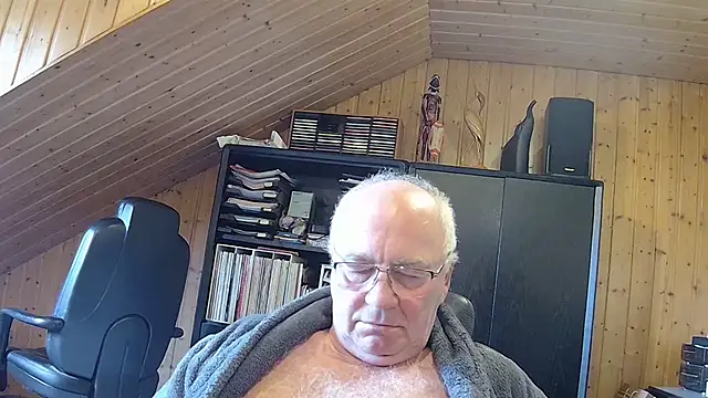 biggandybig élő XXX-chatje