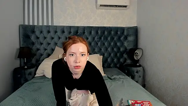 دردشة OhMyStella الجنسية المباشرة