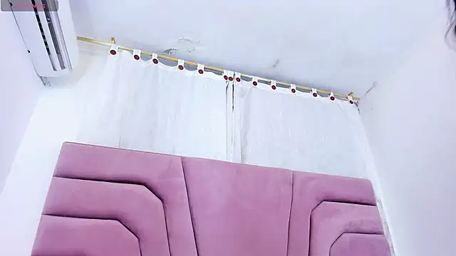 miajhonsonxn Live XXX chat