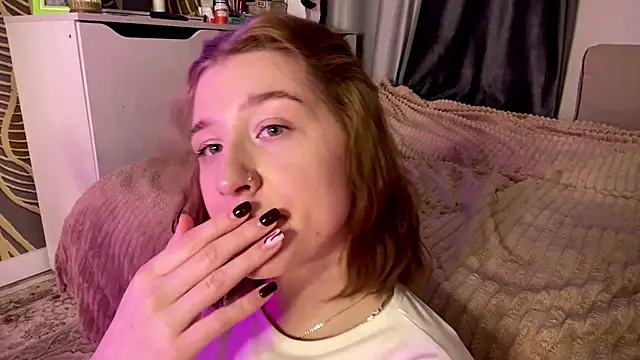 Chat XXX en directo de mally_luxxx