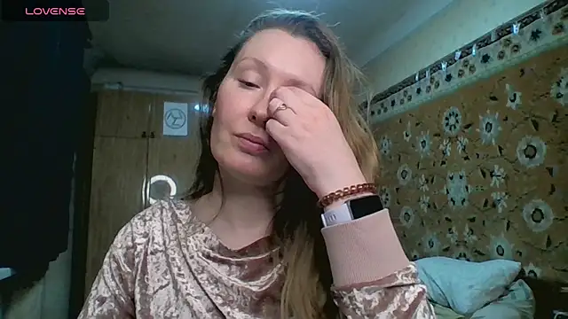 AnnaXLovers' Live XXX Chat