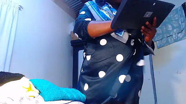 DARKBUSTY030 Chat XXX live