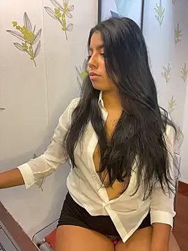 Laia_white's Live XXX Chat