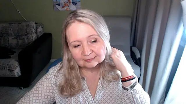 Chat +18 de YanaMayer ao vivo