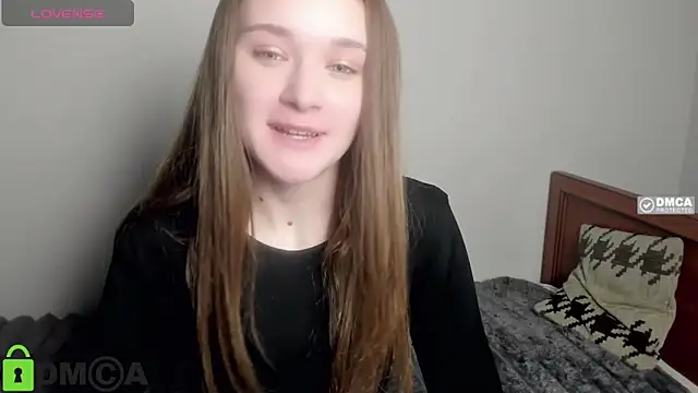 Elina_XのライブXXXチャット