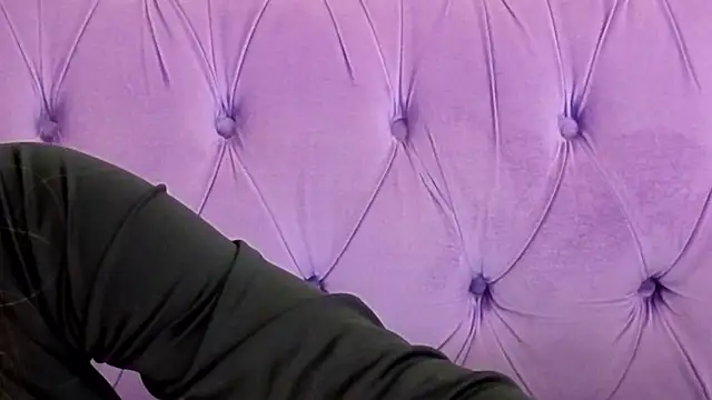 IceDanielles 现场XXX聊天