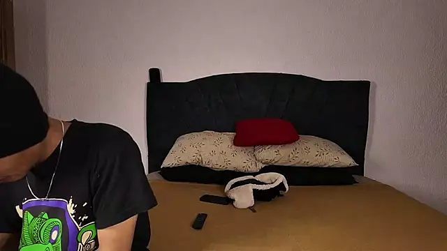 YaraLeon Live XXX-Chat