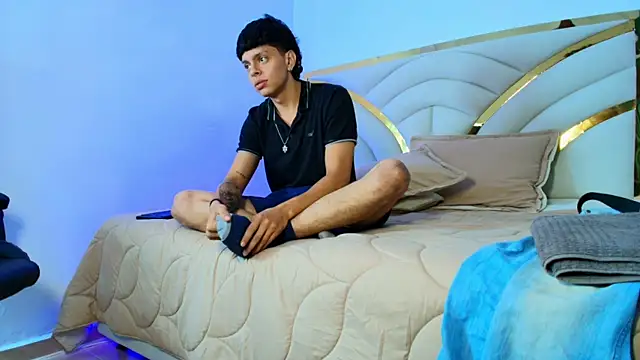 Milo_Stormn Live XXX chat