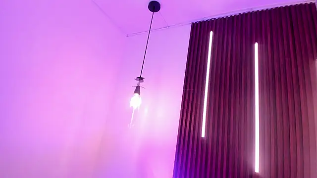 ArianaBaker's Live XXX Chat