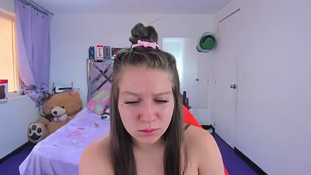 Chat +18 de Luna_Analya ao vivo
