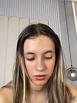 JuliaColemann's Live XXX Chat