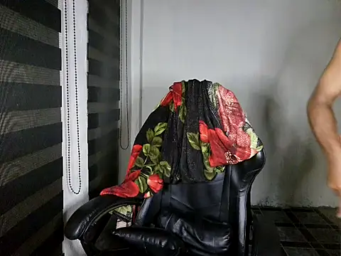 RowyCam লাইভ XXX চ্যাট