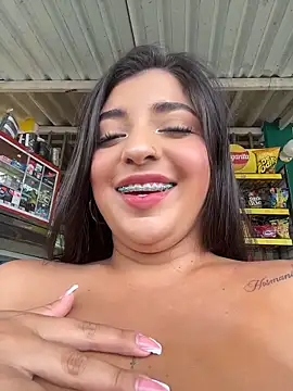 Isaa-Sweet Live XXX-Chat