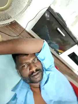 Show de Paramkeerthi na webcam