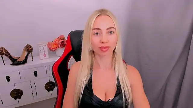 MargaritaRose live XXX chat