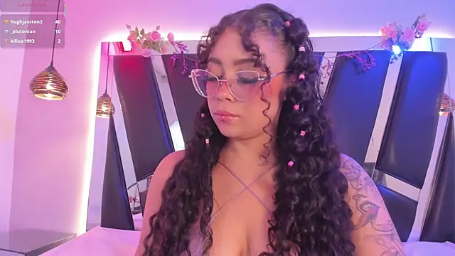 Chat XXX ao vivo de antonelllepiercee