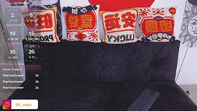 naomi_femme's Webcam Show