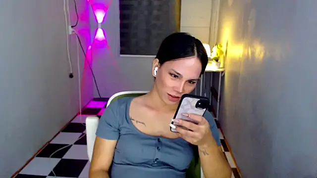 SanyaGirlx's Live XXX Chat