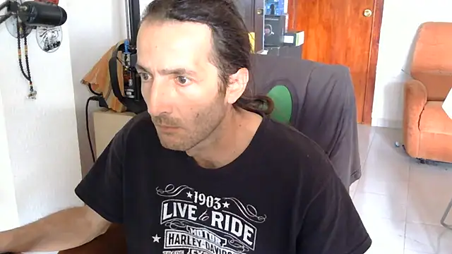 softail85 Live XXX Chat