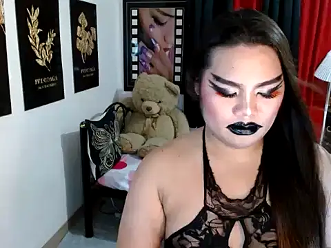TSbrianaHugeCock – webcam-show