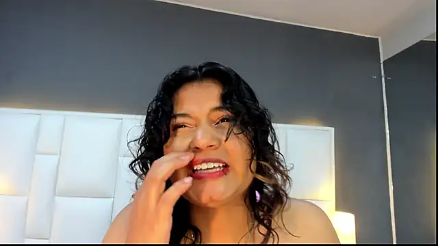 yeral2017's Live XXX Chat