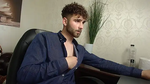 Živý XXX chat KyloEast