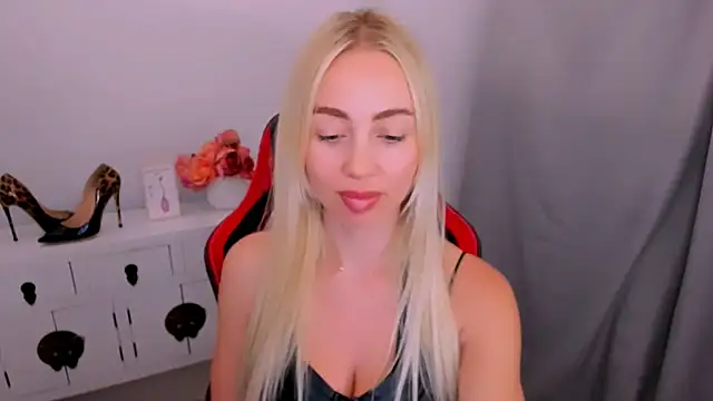 MargaritaRose Chat XXX in diretta