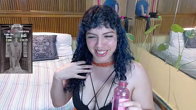 Eli666uwu Adlı Modelin Canlı XXX Sohbeti
