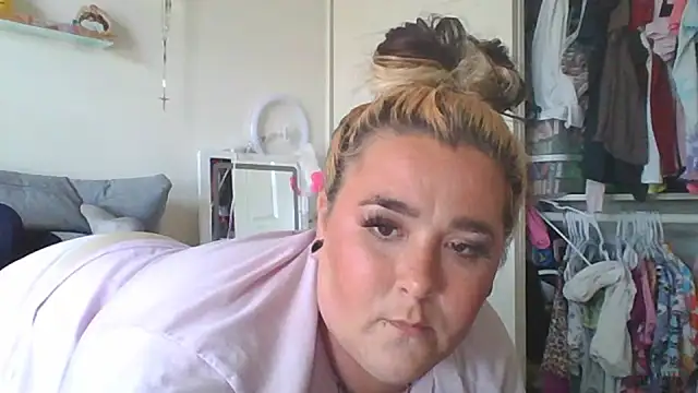Chat +18 de ajsin7 ao vivo