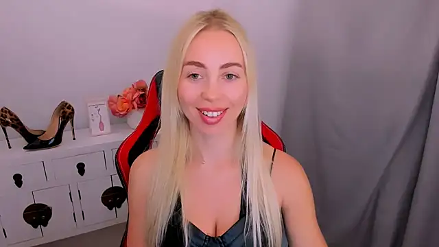 MargaritaRose Adlı Modelin Canlı XXX Sohbeti