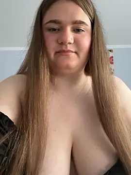 BustyPonyTease Webcam-Show